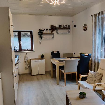 Holiday Home In Quiet Beautiful Area With Two Separate, Modern, Furnished Apartments Deutsch-Wagram Zewnętrze zdjęcie