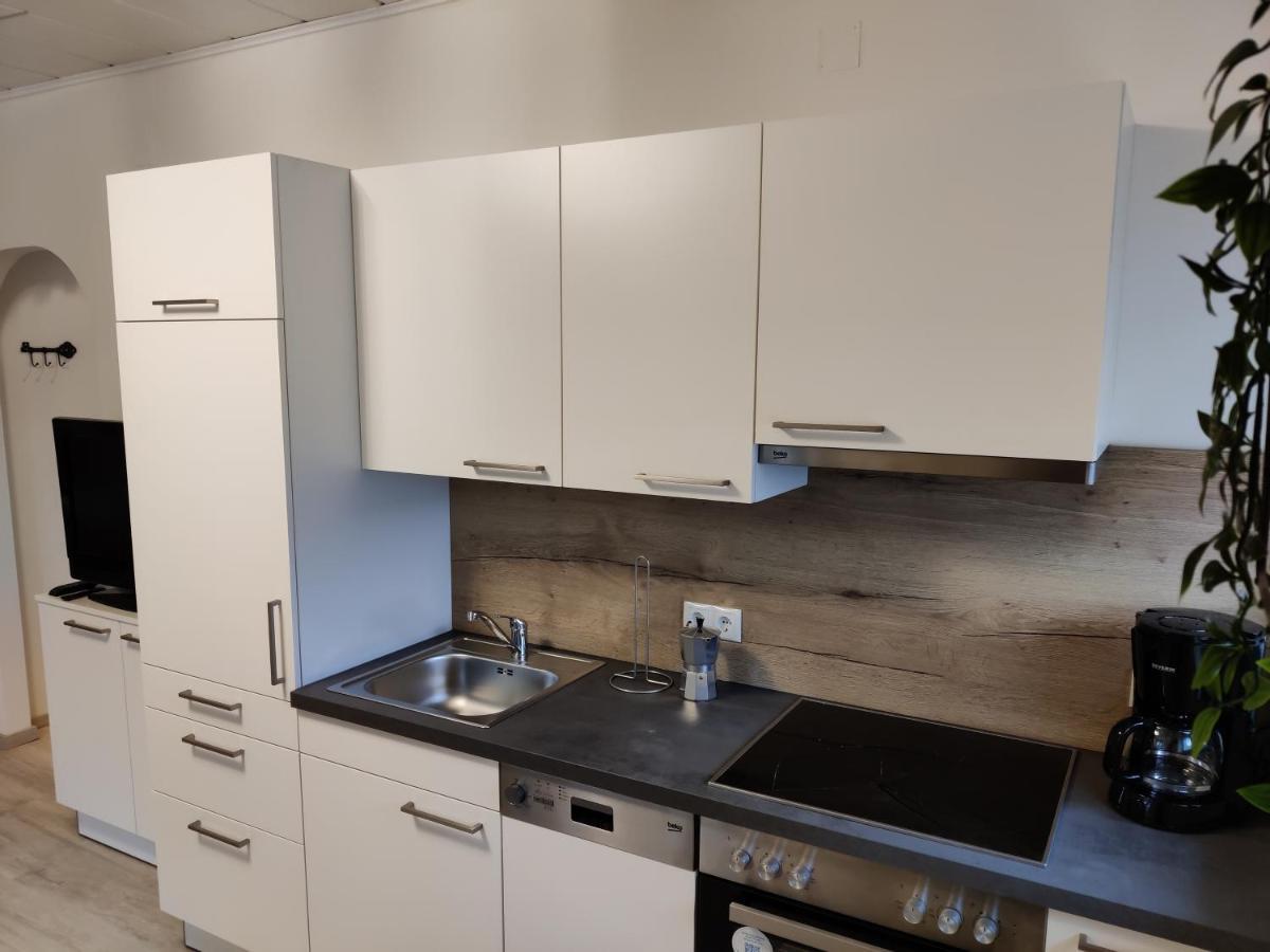 Holiday Home In Quiet Beautiful Area With Two Separate, Modern, Furnished Apartments Deutsch-Wagram Zewnętrze zdjęcie